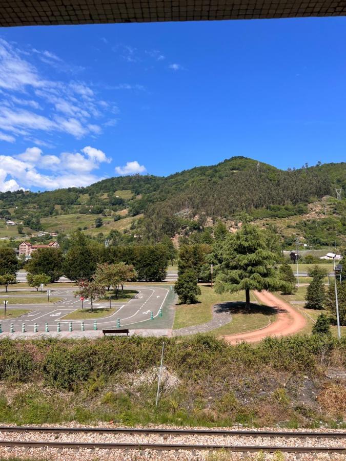 Mountain View Apartment 米耶雷斯 外观 照片